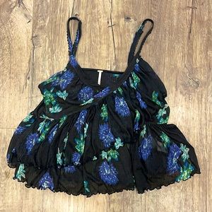 Free People Flowy Crop
